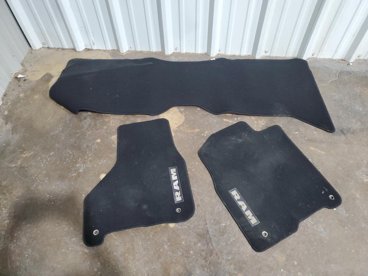 1C6RR6NT5DS707289 2013 Ram 1500 Laramie