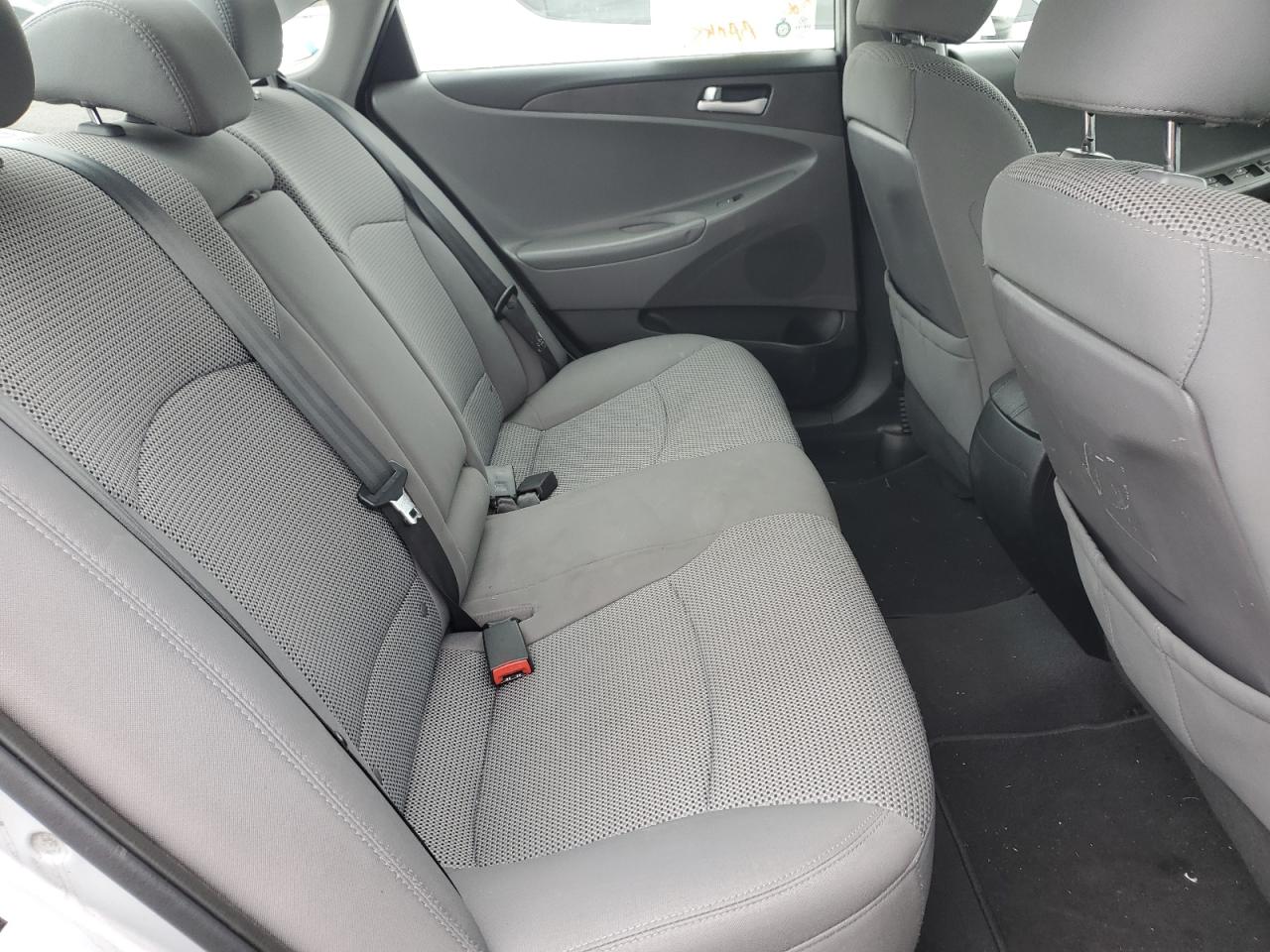 5NPEB4AC0CH426892 2012 Hyundai Sonata Gls