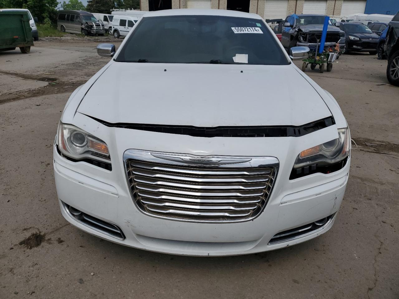 2C3CA5CG4BH580131 2011 Chrysler 300 Limited