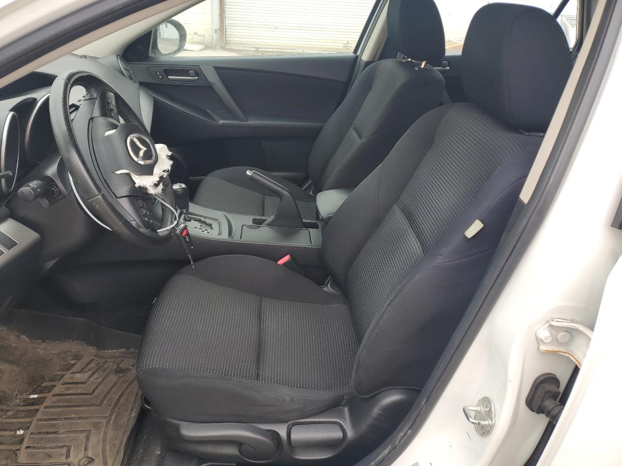 JM1BL1L81C1624721 2012 Mazda 3 I