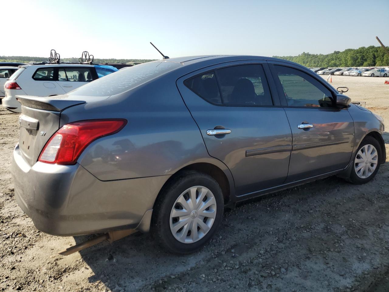 2017 Nissan Versa S vin: 3N1CN7AP8HL855081