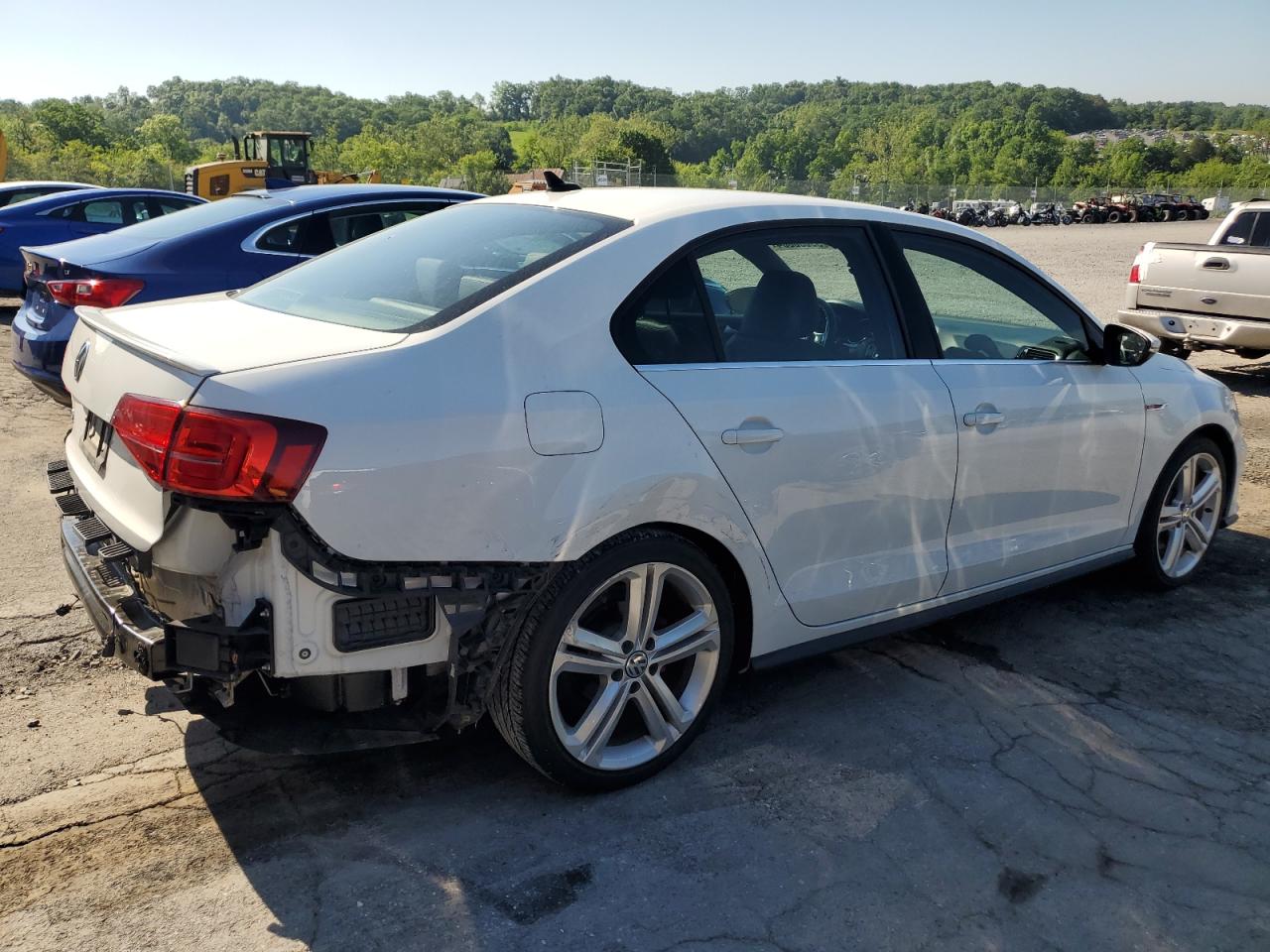 3VW4T7AJ5HM321708 2017 Volkswagen Jetta Gli