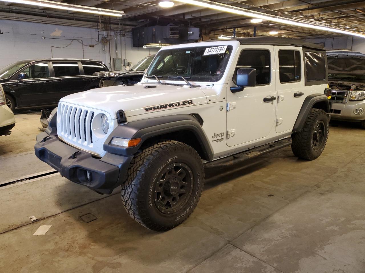 1C4HJXDG9JW157766 2018 Jeep Wrangler Unlimited Sport