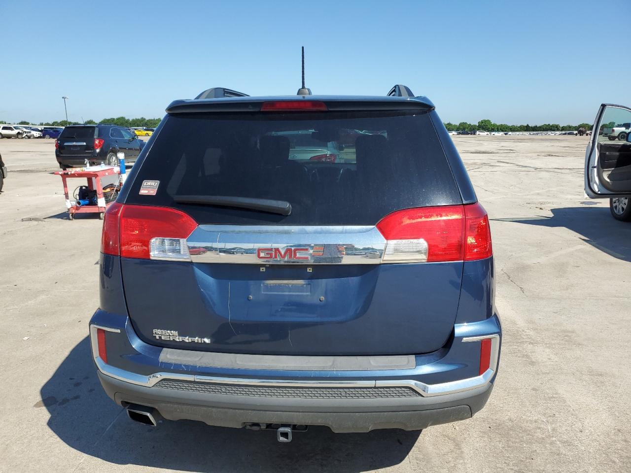 2GKALNEK7H6196285 2017 GMC Terrain Sle
