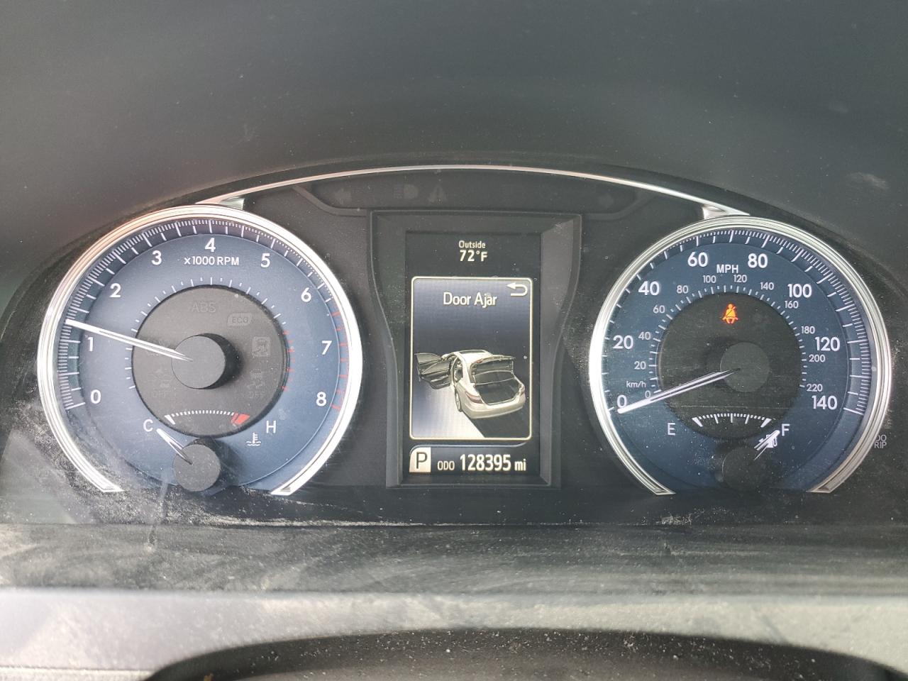 4T1BF1FK8FU974635 2015 Toyota Camry Le