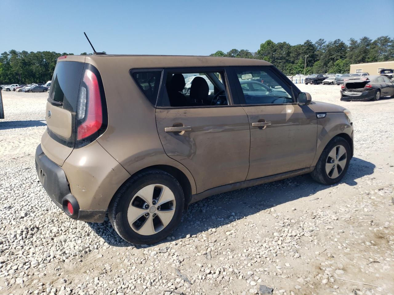 2015 Kia Soul vin: KNDJN2A2XF7221400