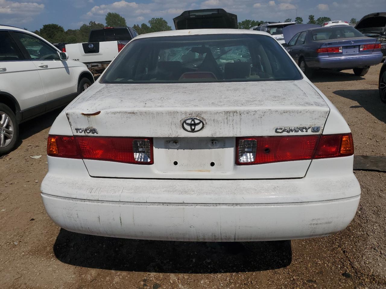 4T1BG22K7YU756343 2000 Toyota Camry Ce
