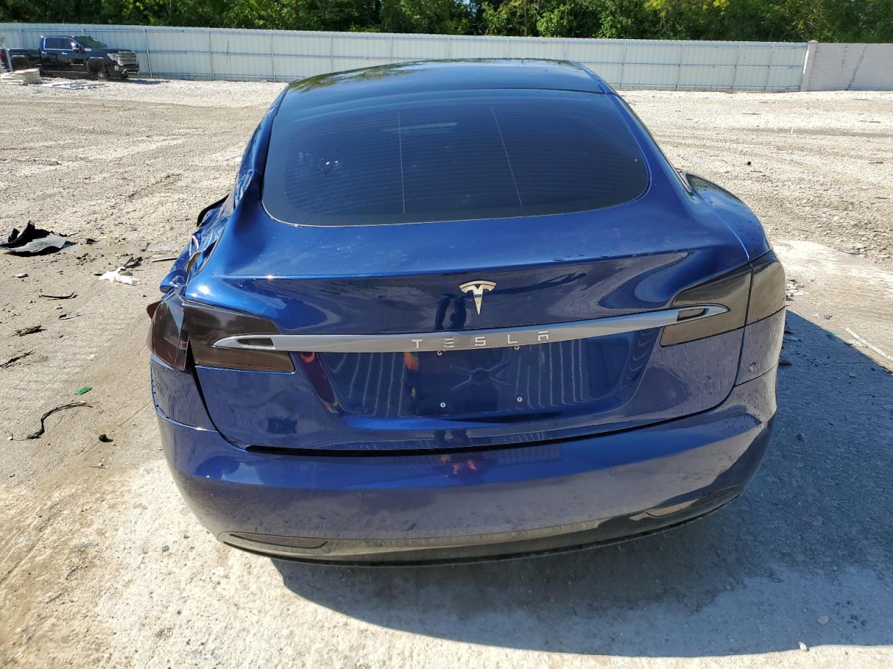 2020 Tesla Model S vin: 5YJSA1E2XLF364115