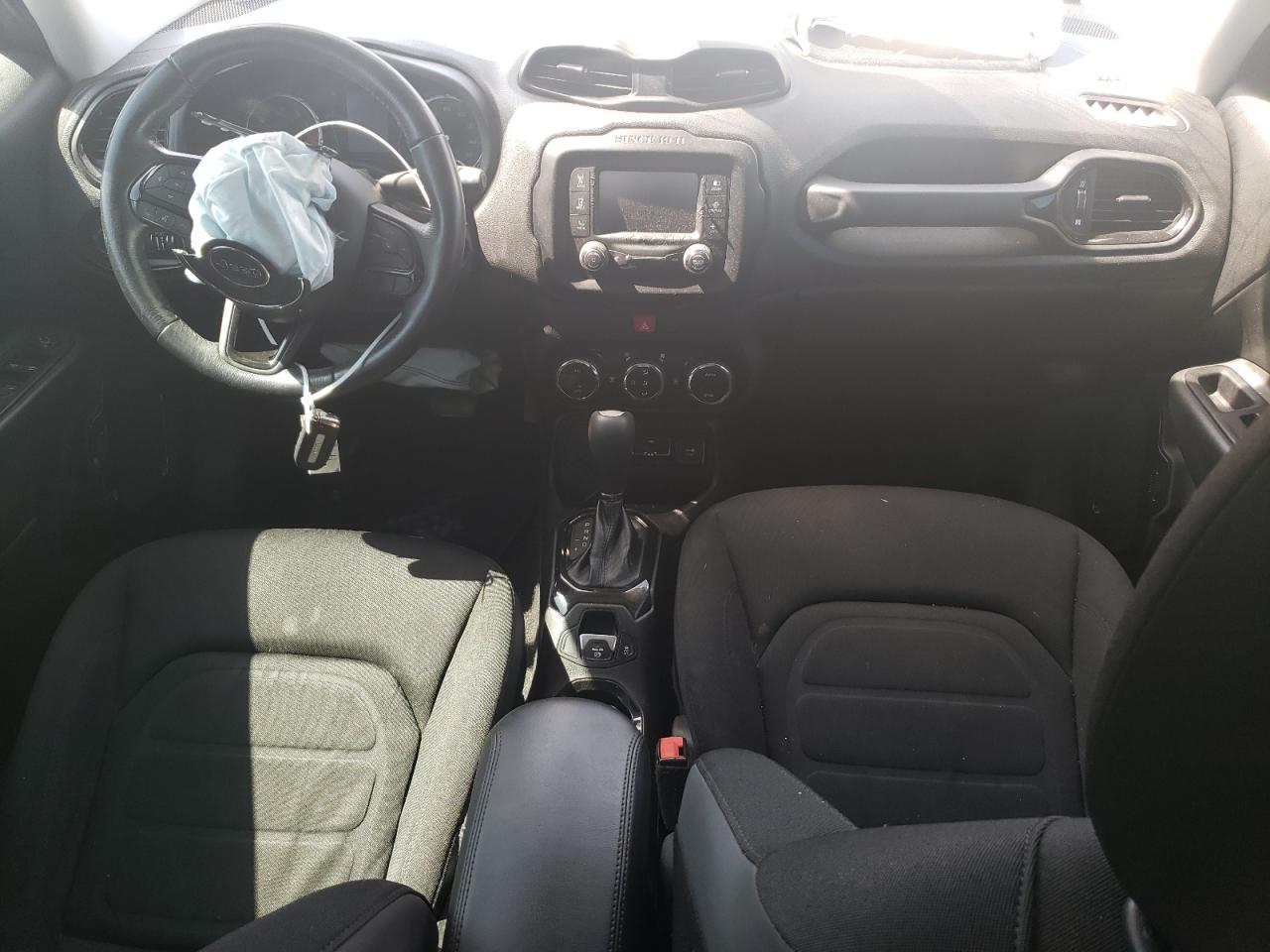 ZACCJABB6HPG41528 2017 Jeep Renegade Latitude