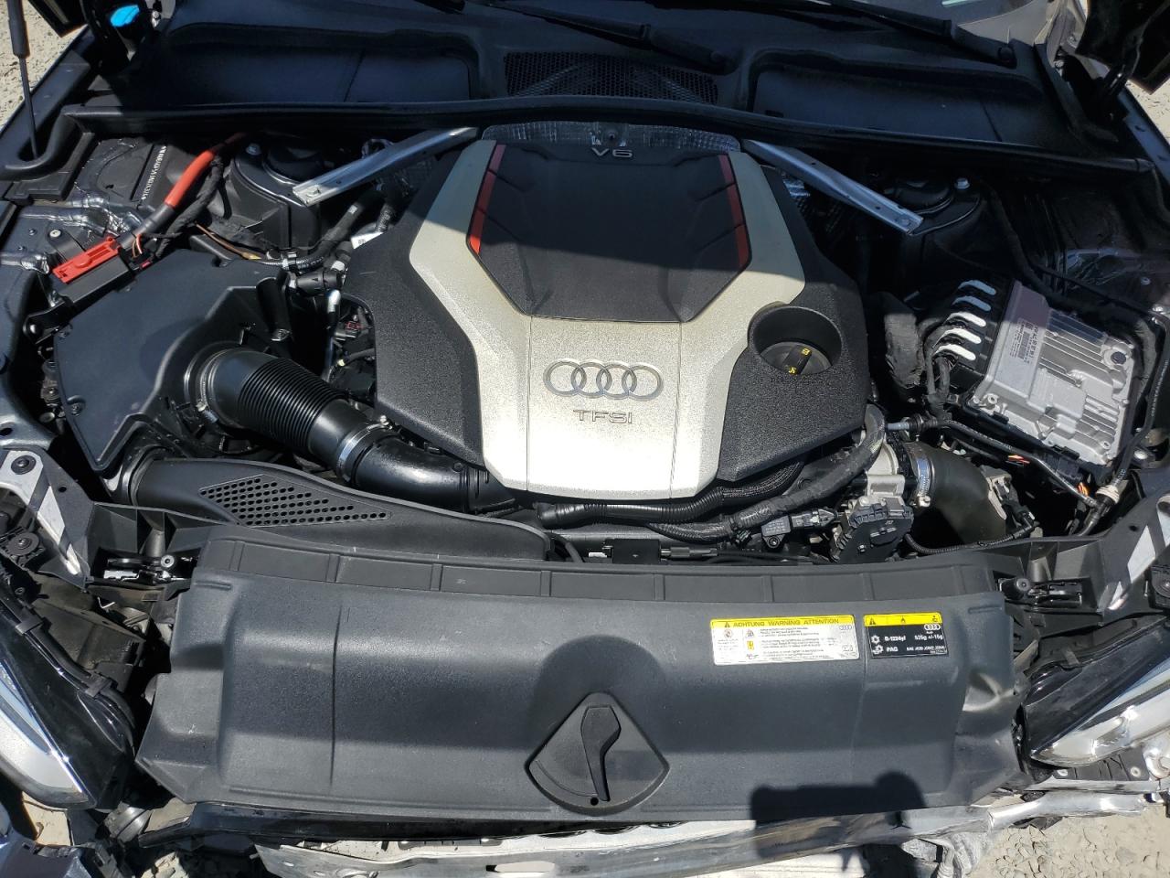 WAUB4CF59JA024324 2018 Audi S5 Premium Plus