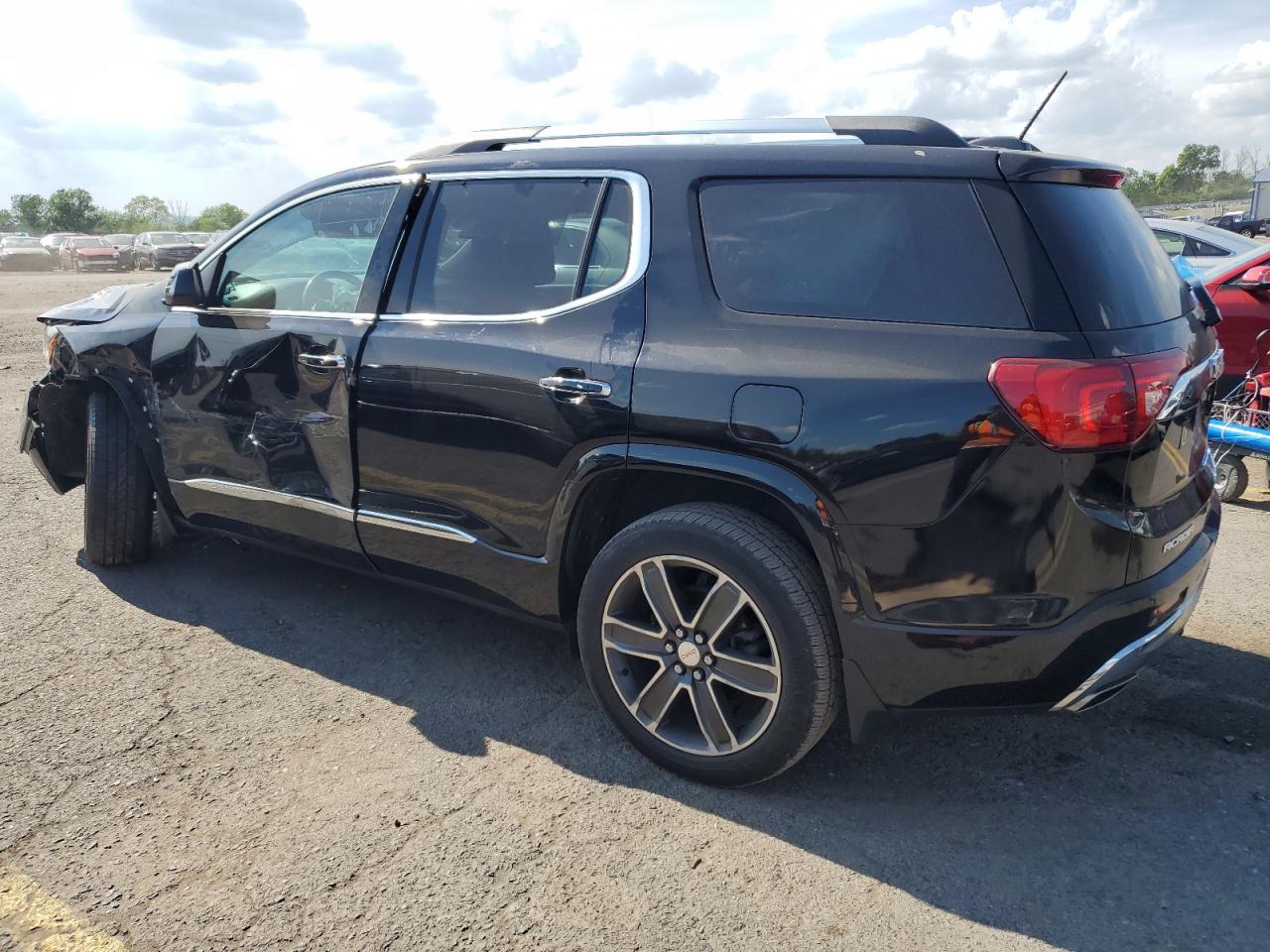 2017 GMC Acadia Denali vin: 1GKKNXLS8HZ133181