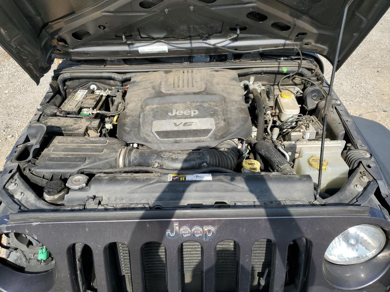 1C4BJWDG6GL284212 2016 Jeep Wrangler Unlimited Sport