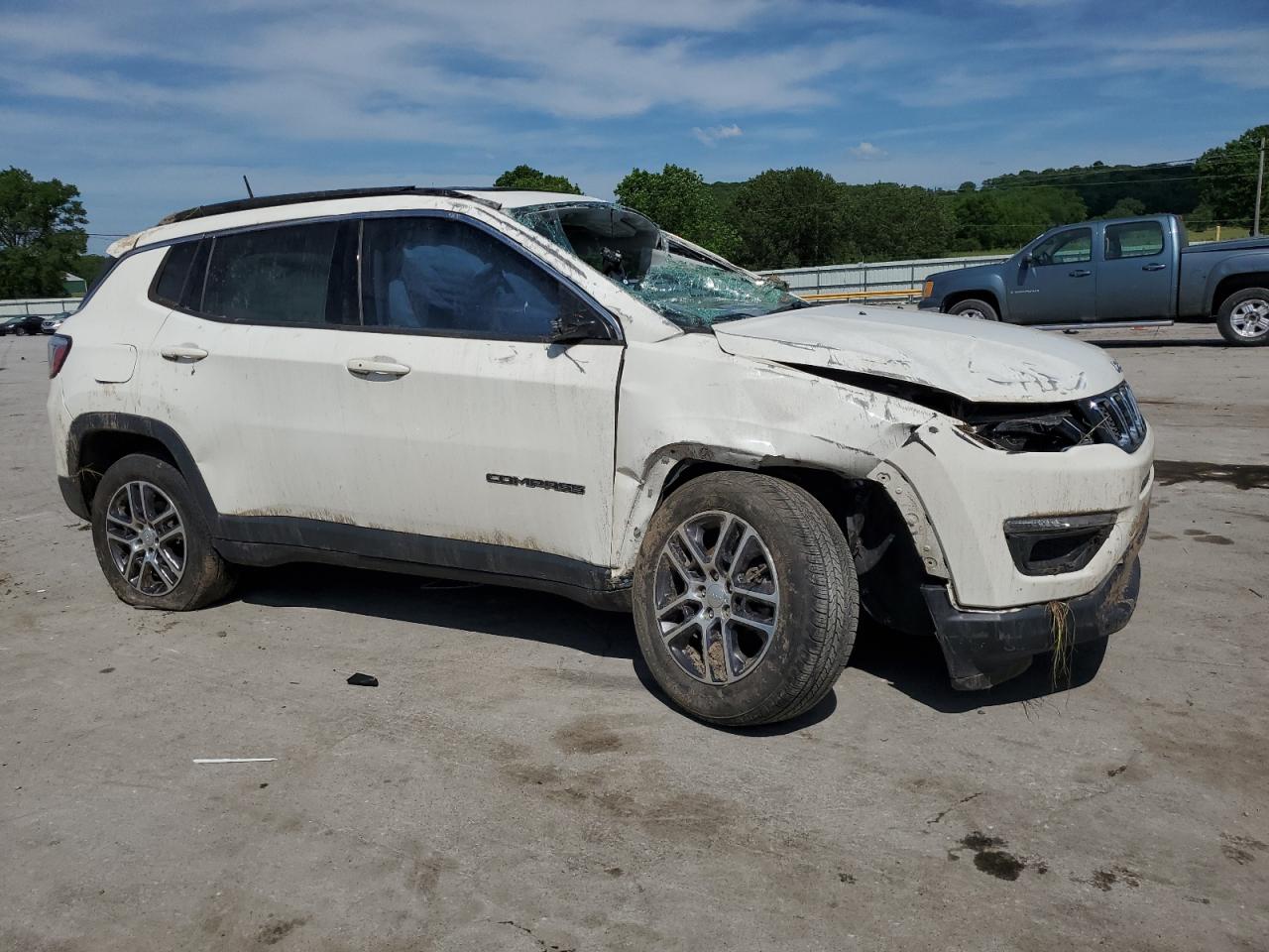 3C4NJCBB7JT468573 2018 Jeep Compass Latitude