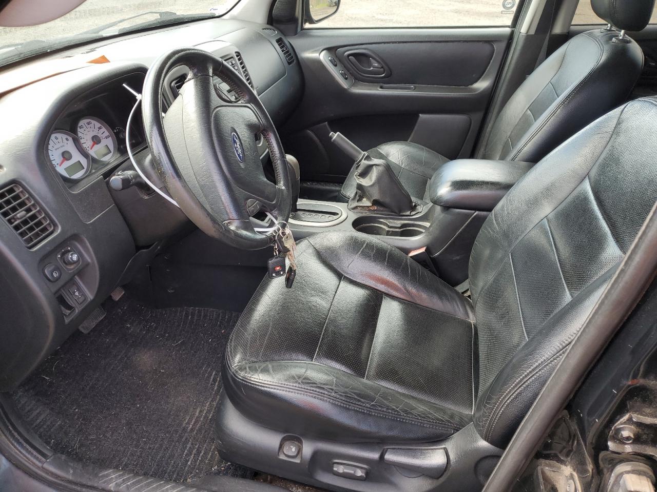 1FMYU94155KA38751 2005 Ford Escape Limited