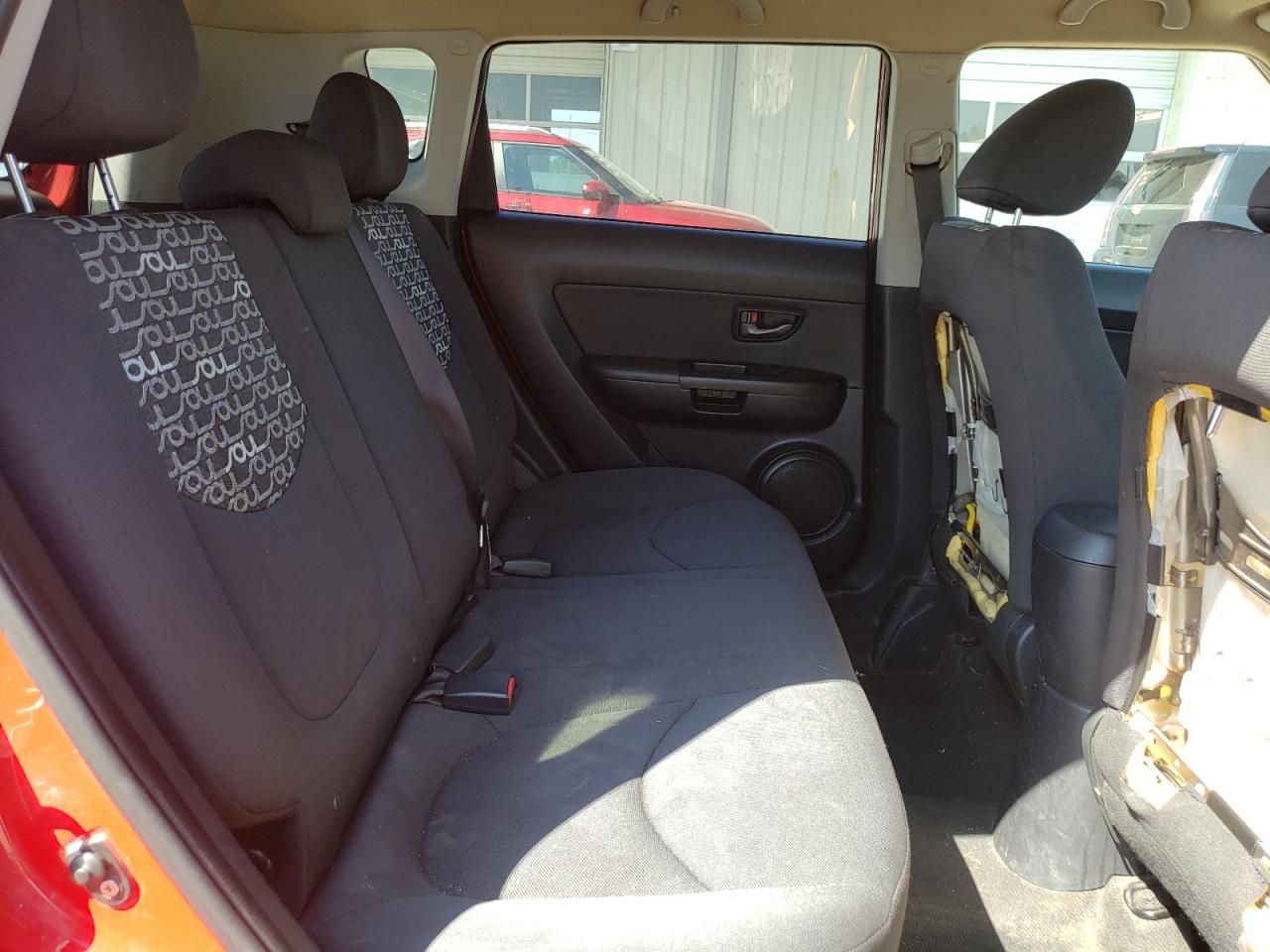 KNDJT2A21B7207837 2011 Kia Soul +