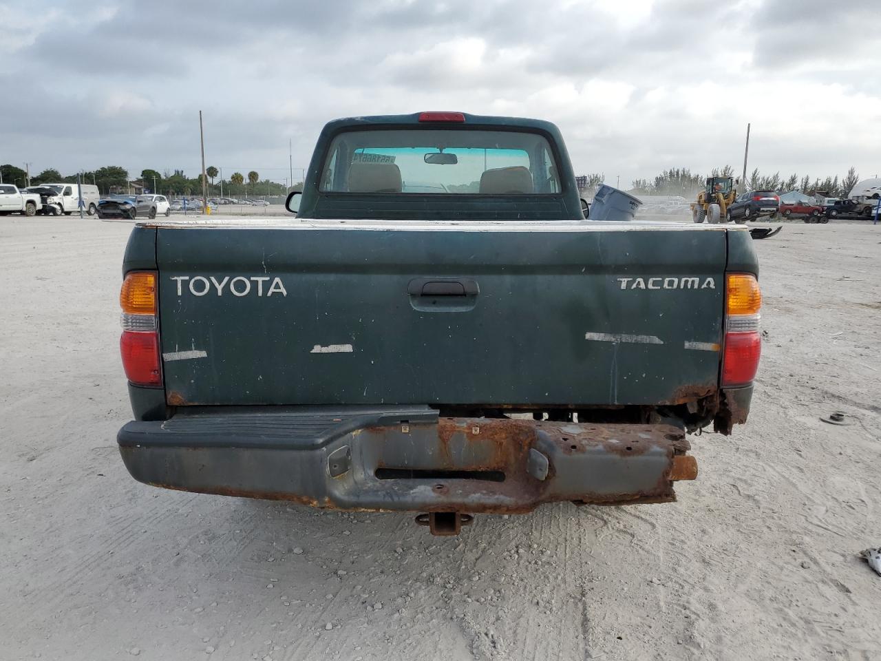 5TENL42N62Z022195 2002 Toyota Tacoma