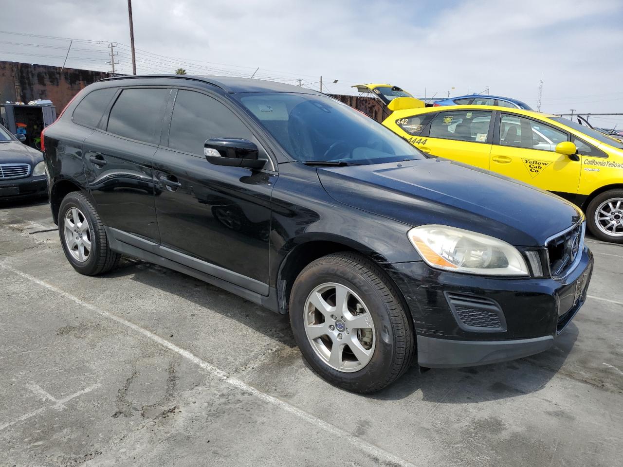 YV4940DL3B2188646 2011 Volvo Xc60 3.2