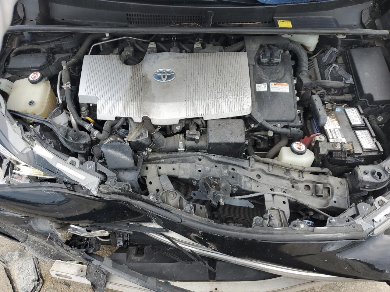 JTDKARFUXG3027056 2016 Toyota Prius