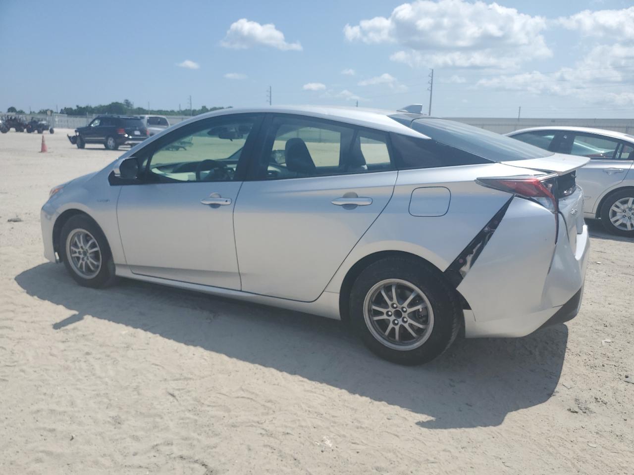 JTDKARFU2H3032656 2017 Toyota Prius