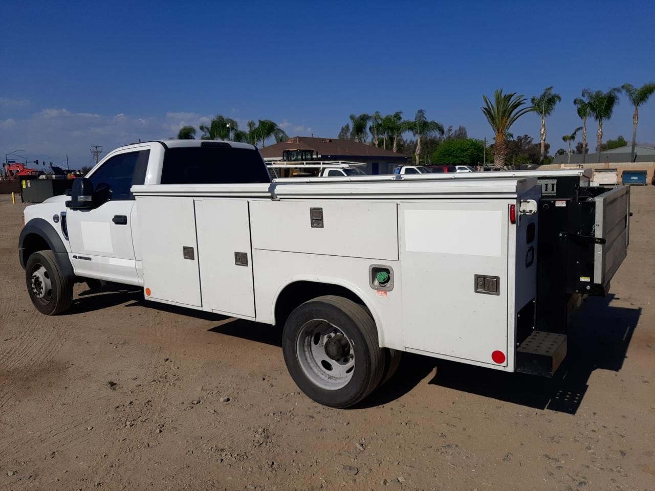 1FDUF4GT8HEC82857 2017 Ford F450 Super Duty