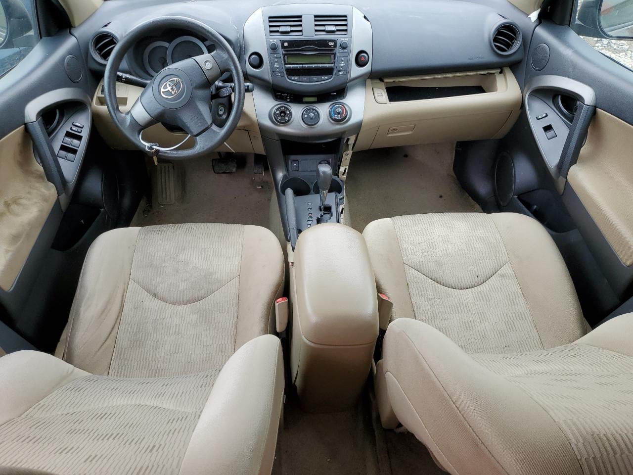 2T3ZF4DV7BW056695 2011 Toyota Rav4