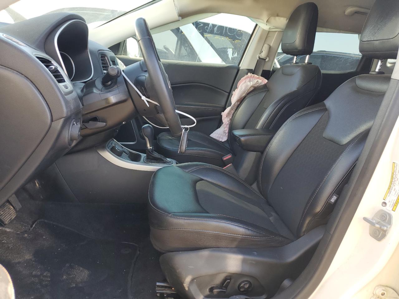 3C4NJDBB0KT714404 2019 Jeep Compass Latitude