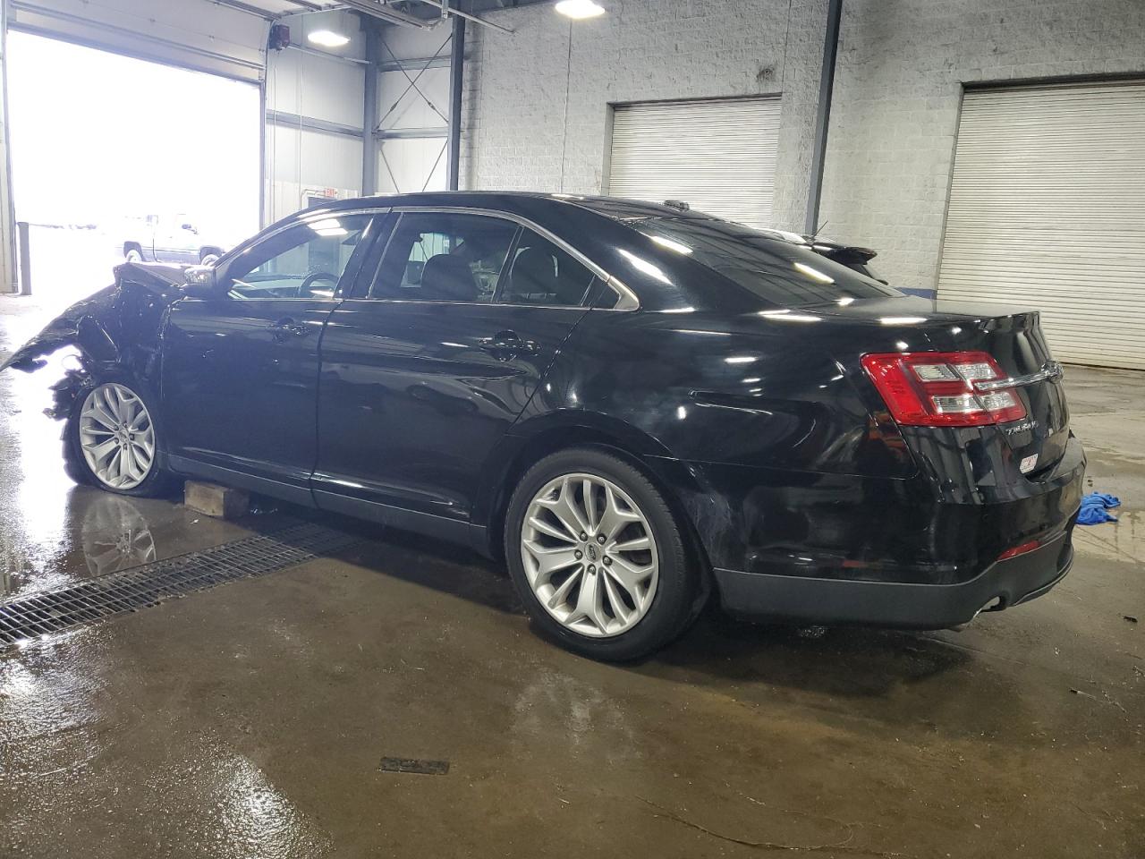 2017 Ford Taurus Limited vin: 1FAHP2J84HG115708