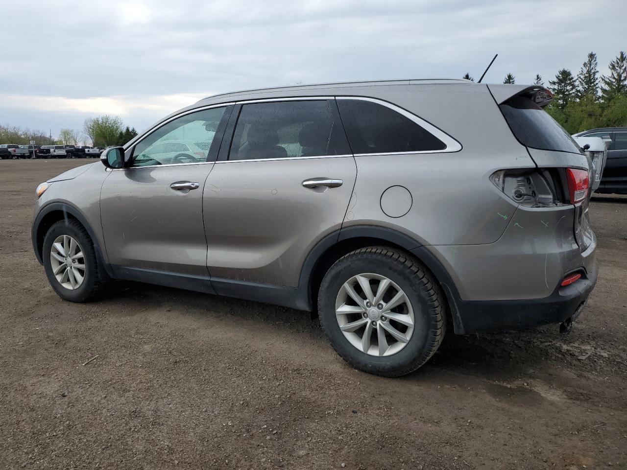 5XYPG4A36JG345183 2018 Kia Sorento Lx