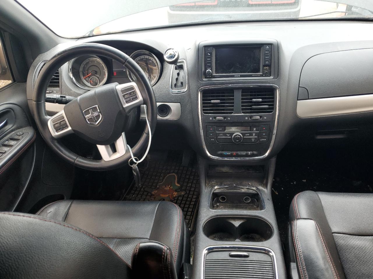 2C4RDGEGXGR370835 2016 Dodge Grand Caravan R/T