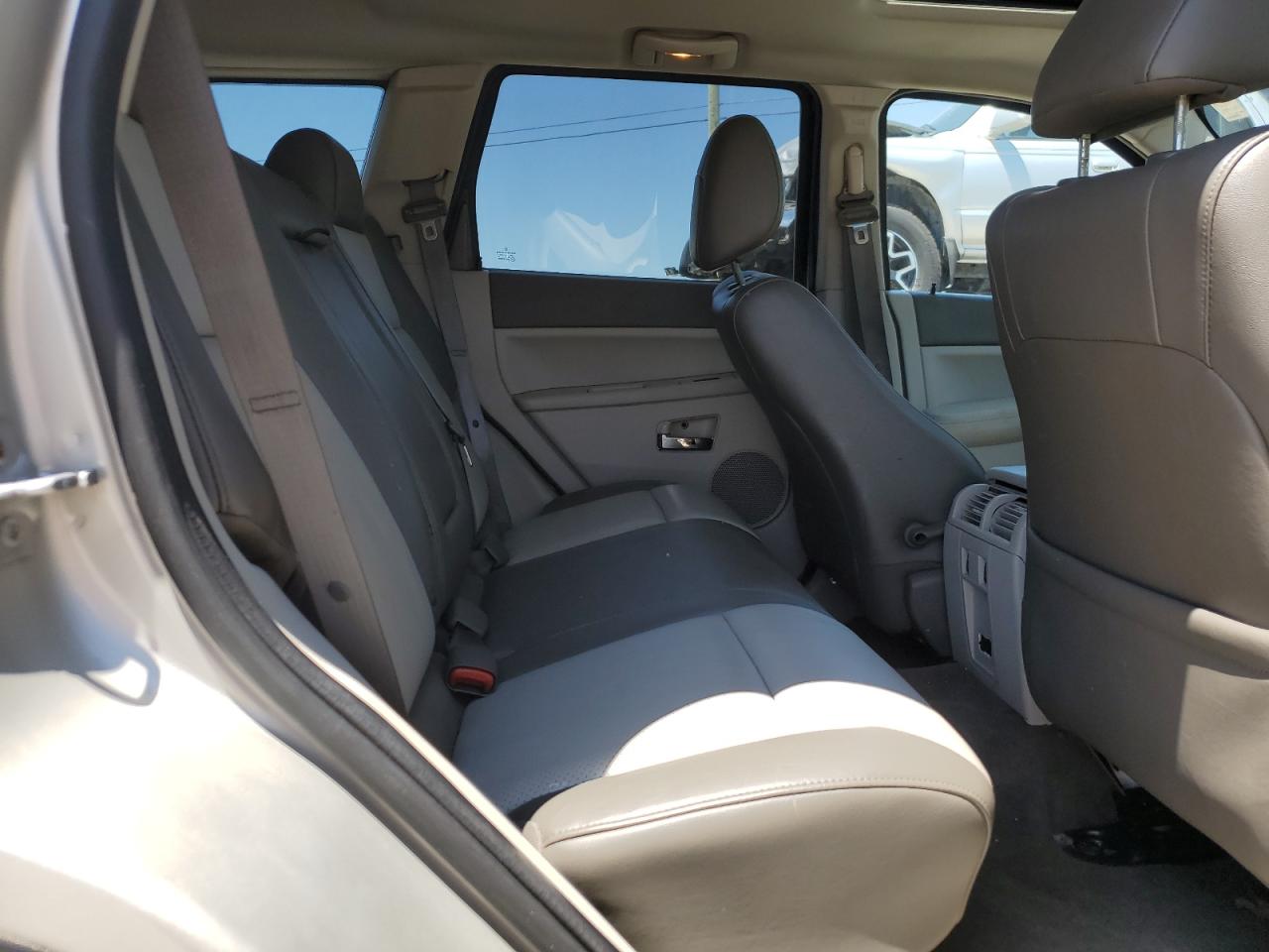 1J8HR58288C219898 2008 Jeep Grand Cherokee Limited