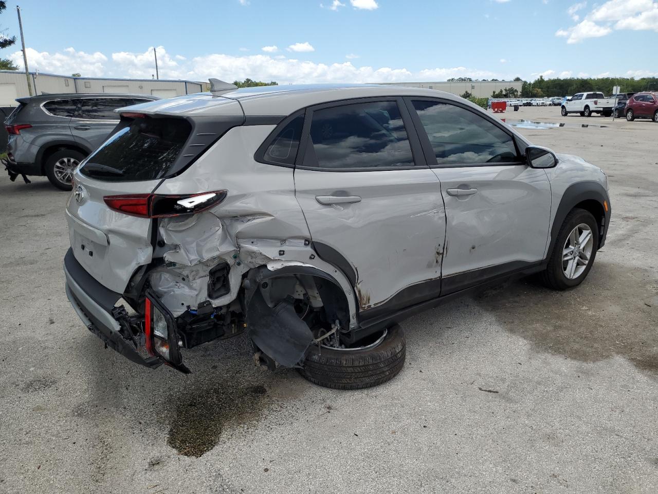 KM8K22AB9PU019630 2023 Hyundai Kona Se