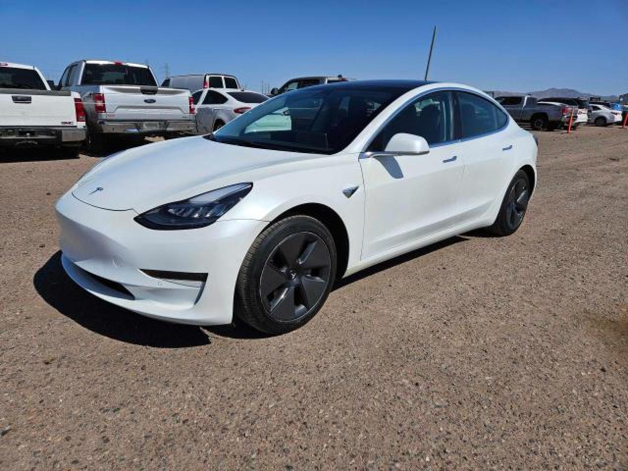 2020 Tesla Model 3 vin: 5YJ3E1EA0LF744886