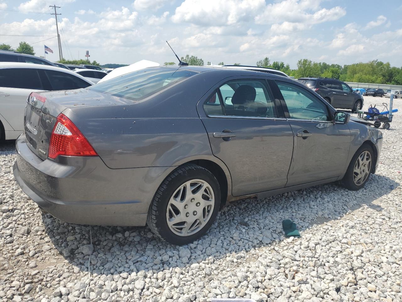 3FAHP0HG2BR287348 2011 Ford Fusion Se