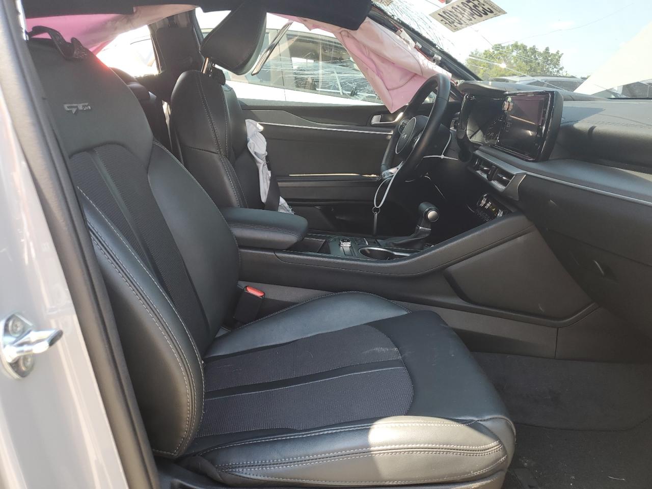 5XXG64J25NG157520 2022 Kia K5 Gt Line