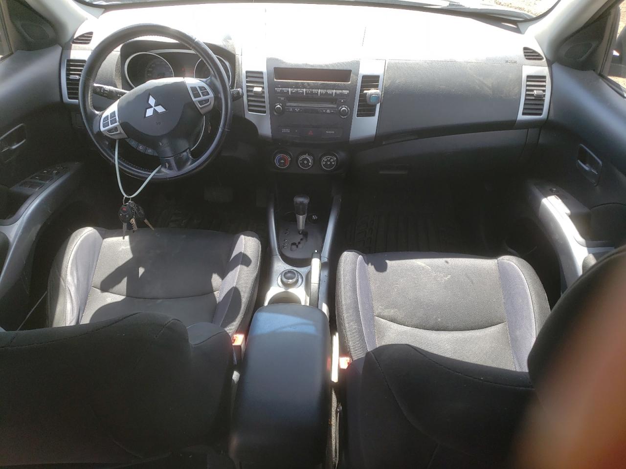 JA4LT21WX8Z603641 2008 Mitsubishi Outlander Es