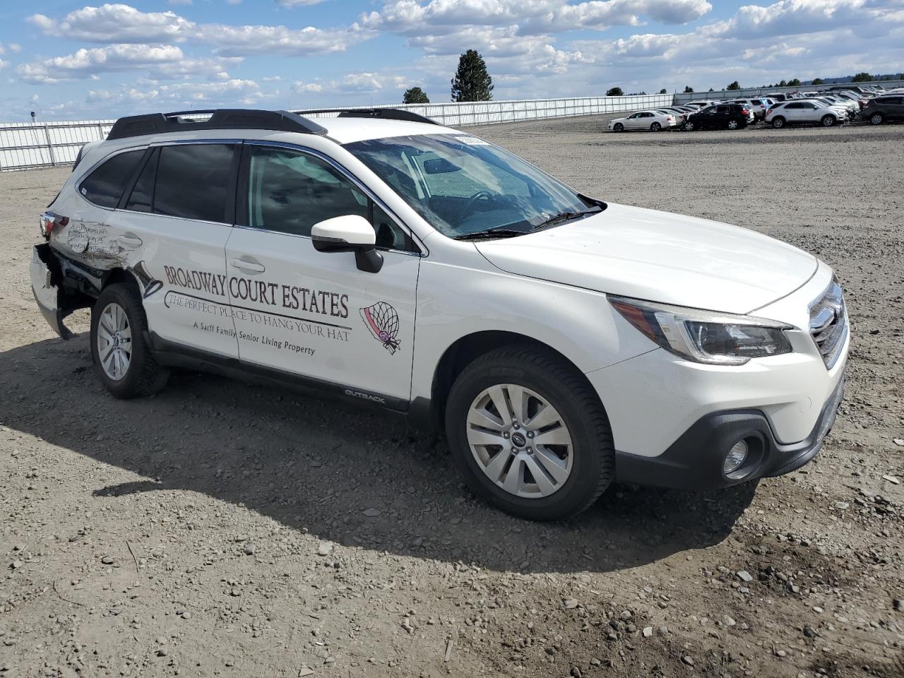 4S4BSAFC0K3351319 2019 Subaru Outback 2.5I Premium