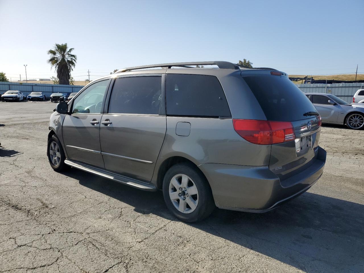 5TDZA22C54S063153 2004 Toyota Sienna Xle