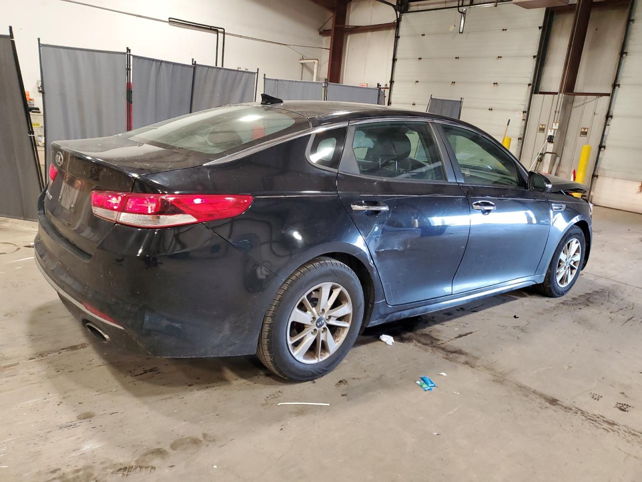 5XXGT4L35GG021101 2016 Kia Optima Lx