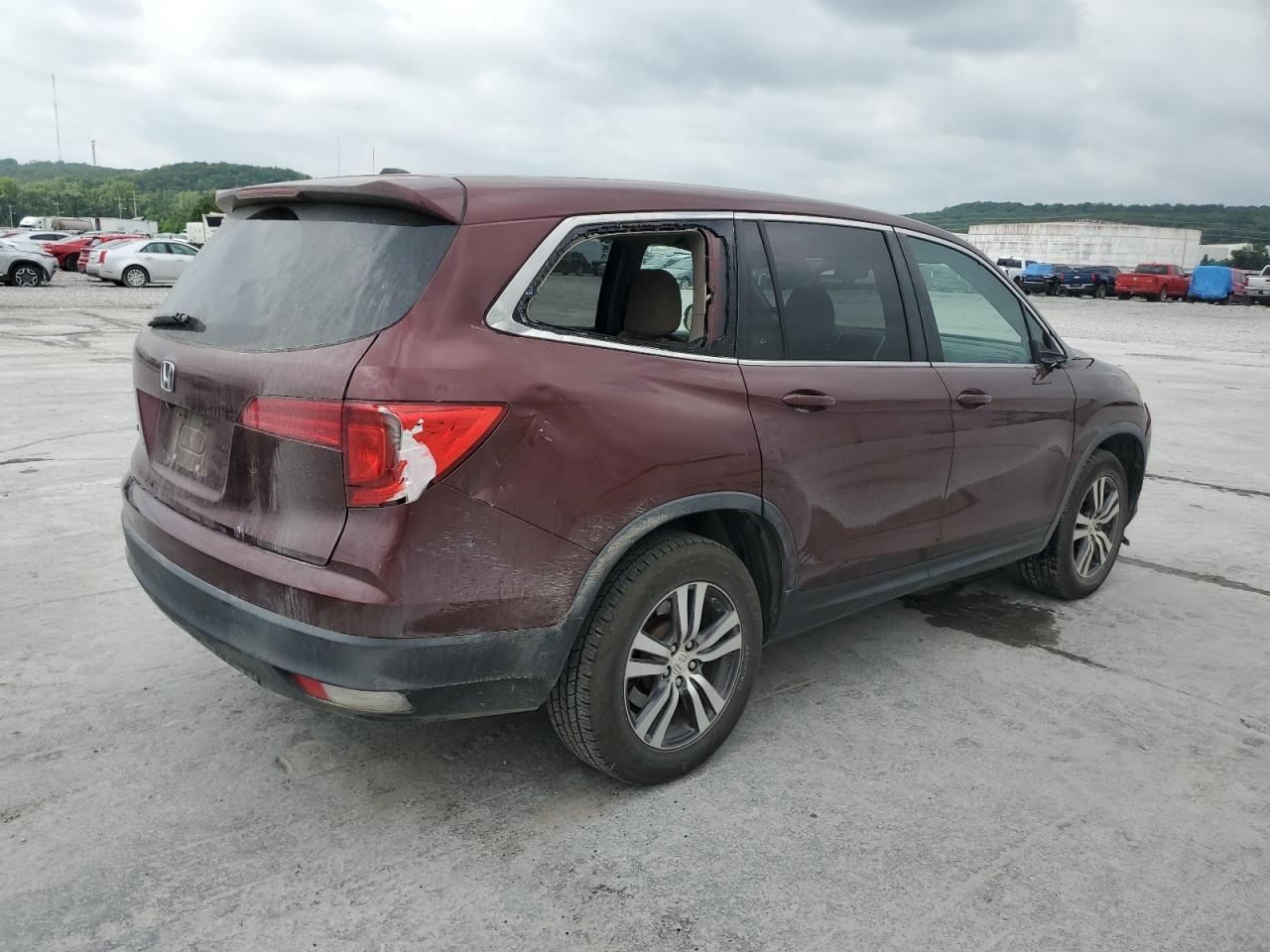 2018 Honda Pilot Ex vin: 5FNYF5H30JB001102