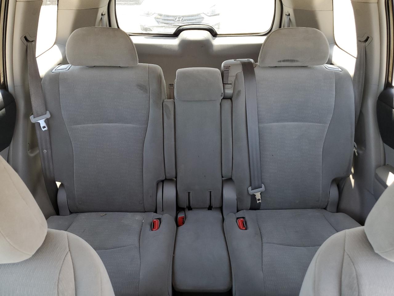 5TDZK3EH2CS072143 2012 Toyota Highlander Base