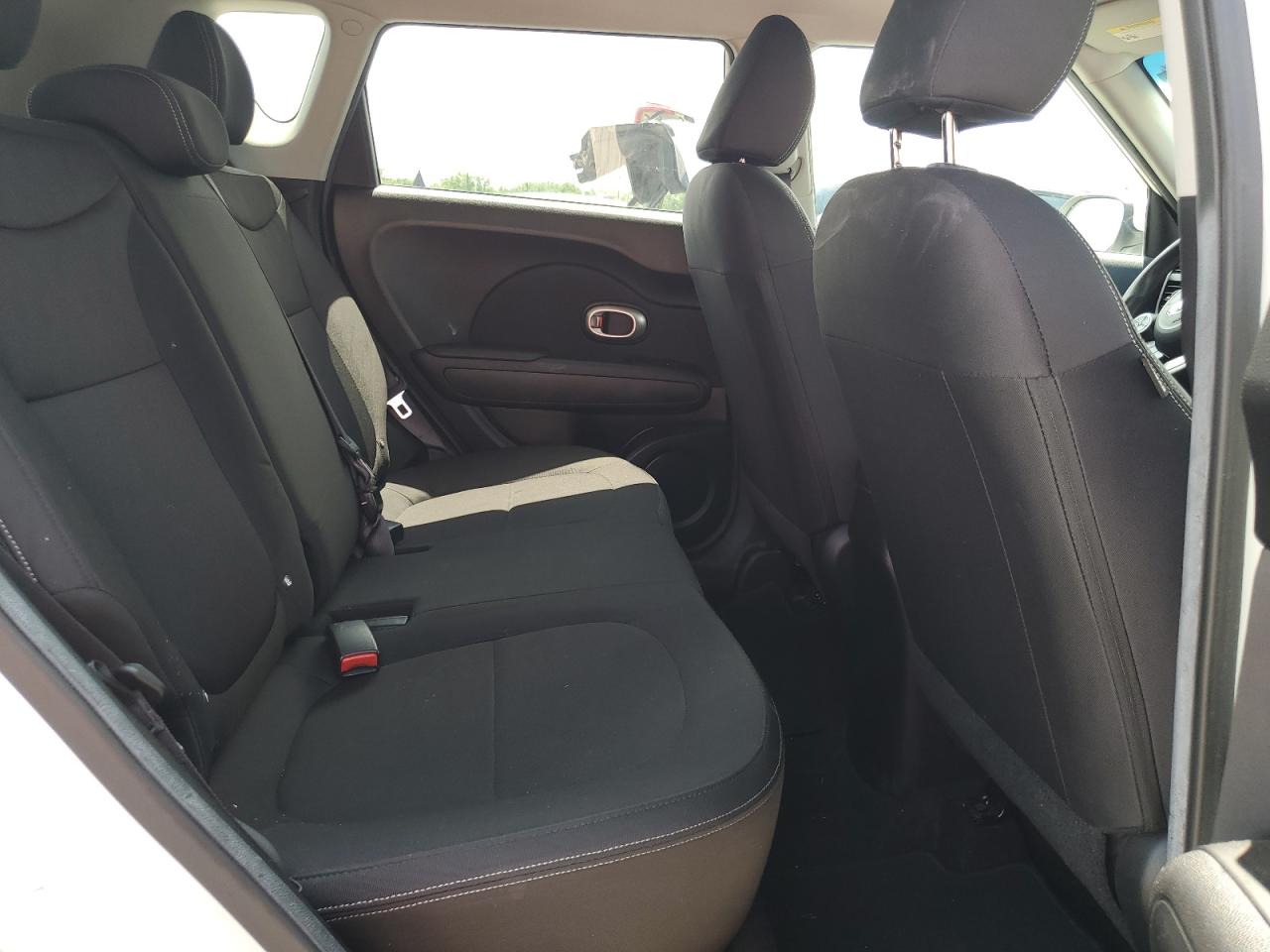 KNDJN2A22F7140598 2015 Kia Soul