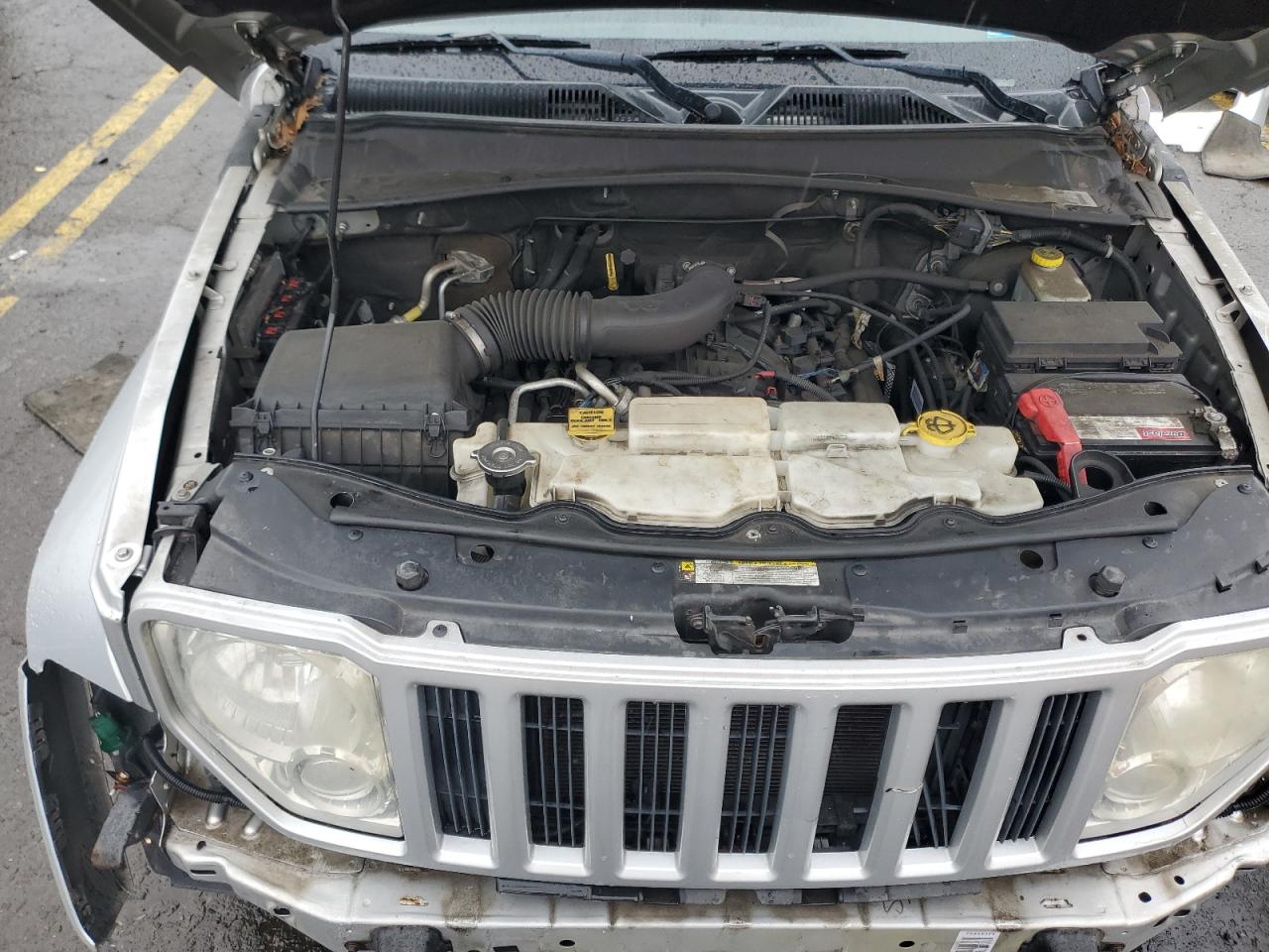 1J8GN28K88W153616 2008 Jeep Liberty Sport