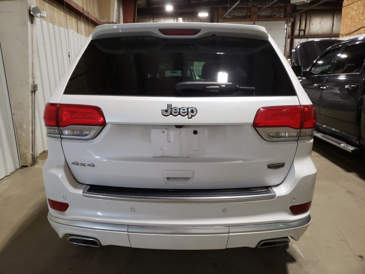 1C4RJFJG9JC149008 2018 Jeep Grand Cherokee Summit