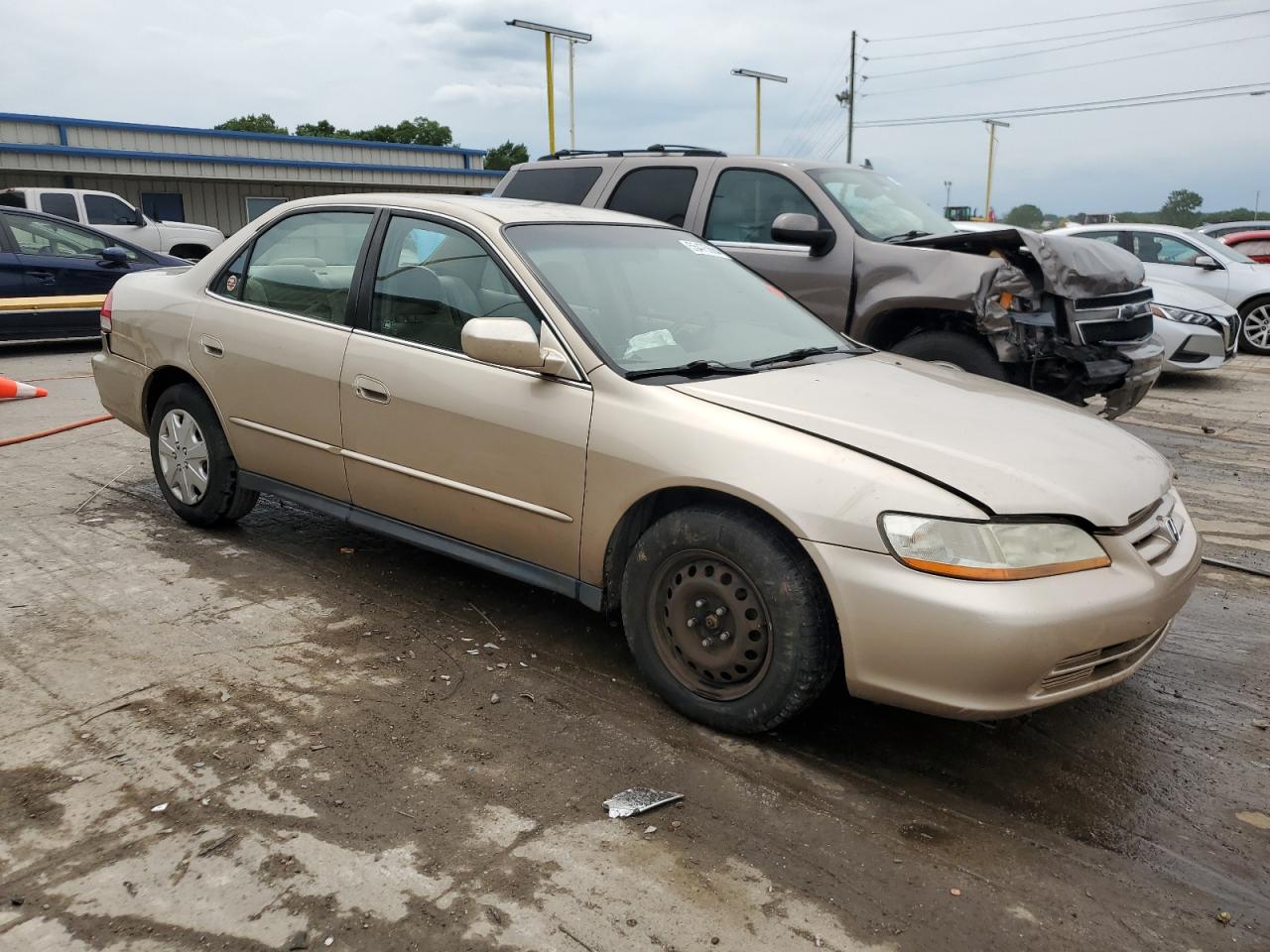 1HGCG16472A032239 2002 Honda Accord Lx