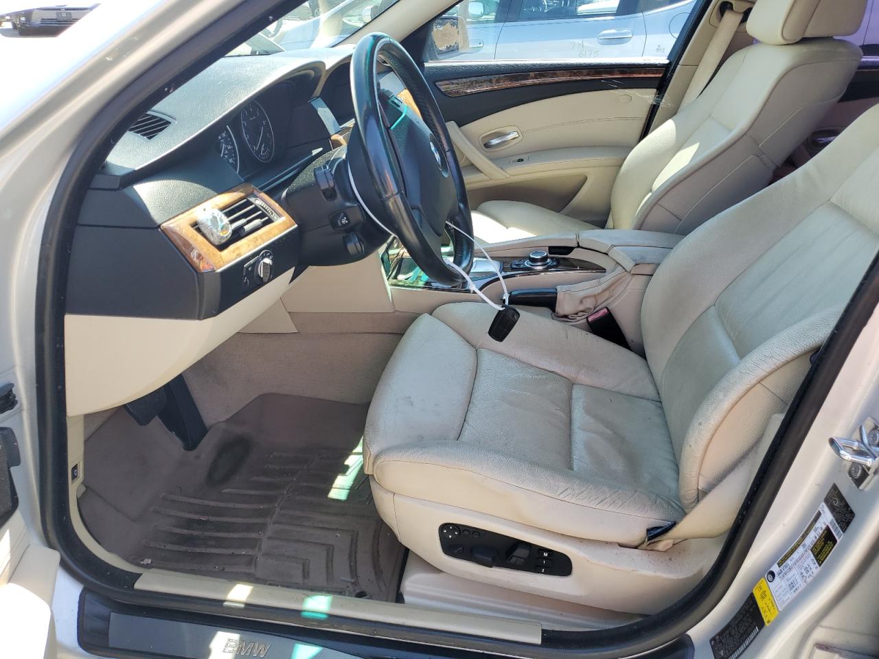 WBANU5C59AC125204 2010 BMW 528 I