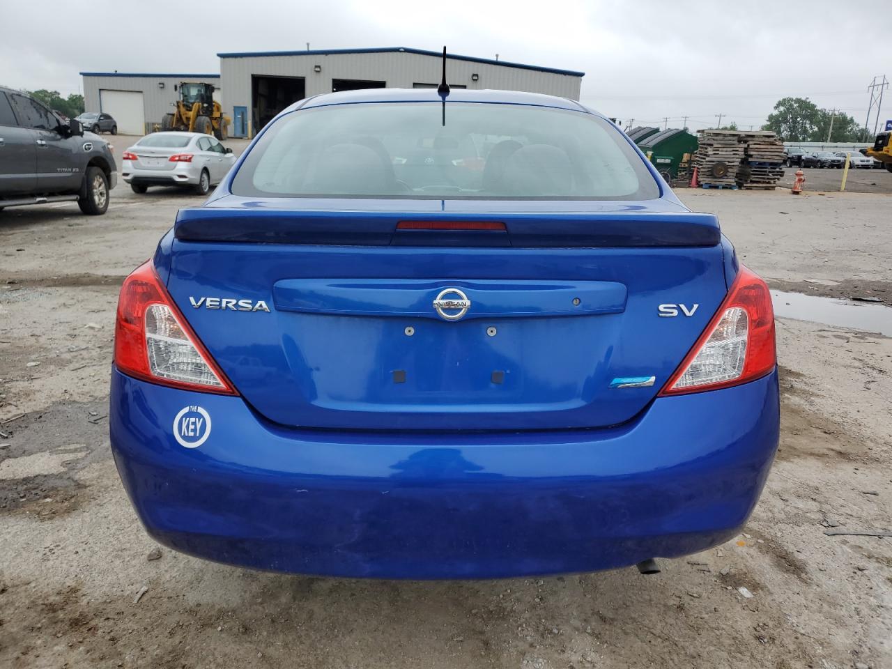 3N1CN7APXEL801129 2014 Nissan Versa S