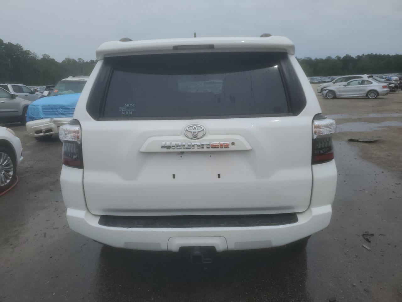 JTEZU5JR5K5211623 2019 Toyota 4Runner Sr5