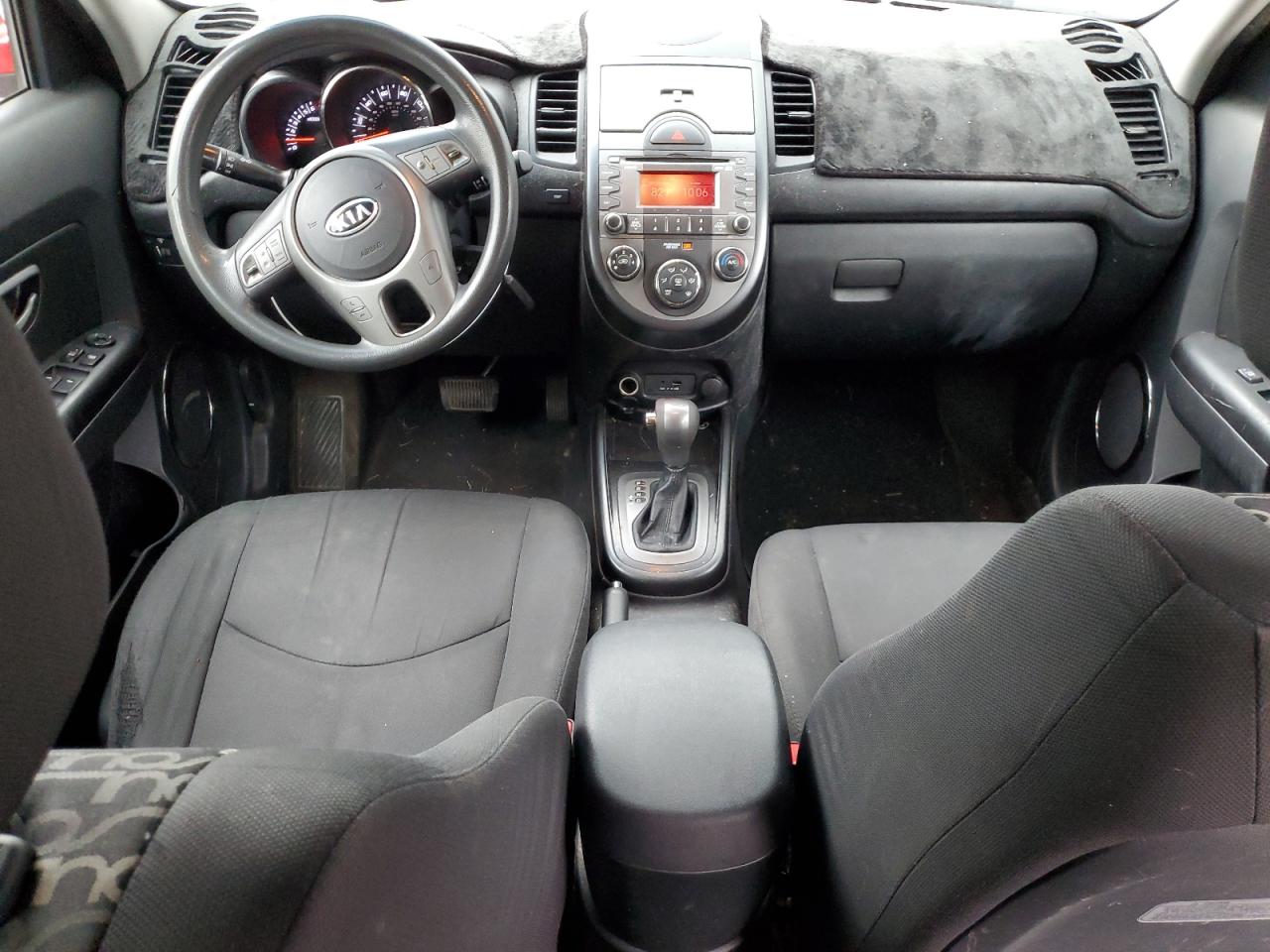 KNDJT2A26B7201094 2011 Kia Soul +