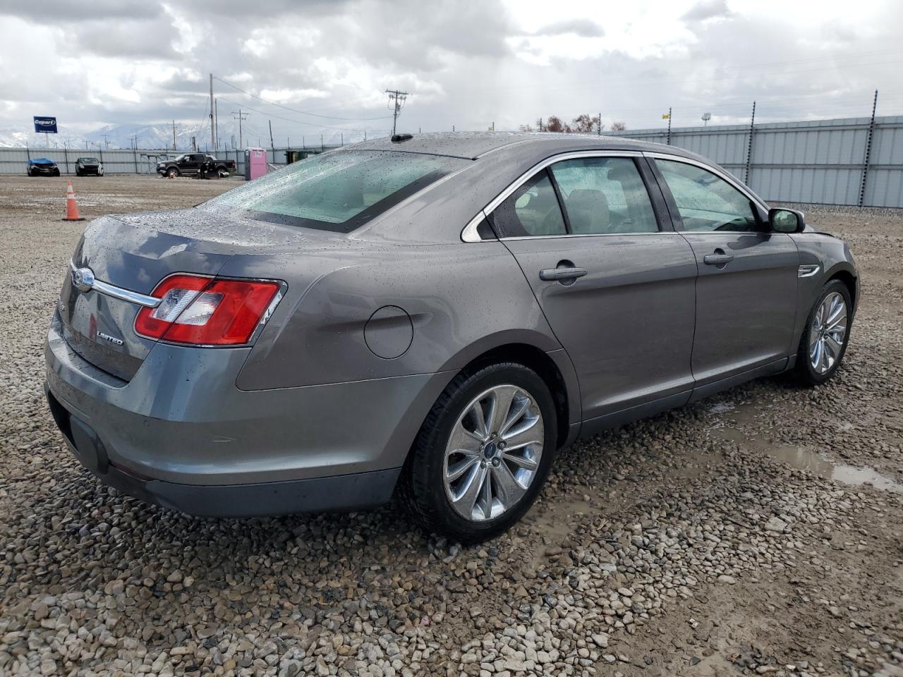 1FAHP2FW3BG158662 2011 Ford Taurus Limited