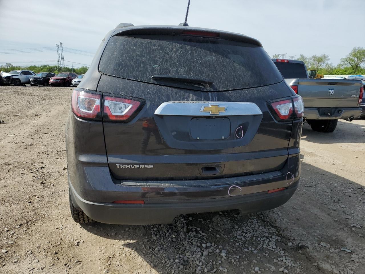 1GNKRFED9HJ333999 2017 Chevrolet Traverse Ls